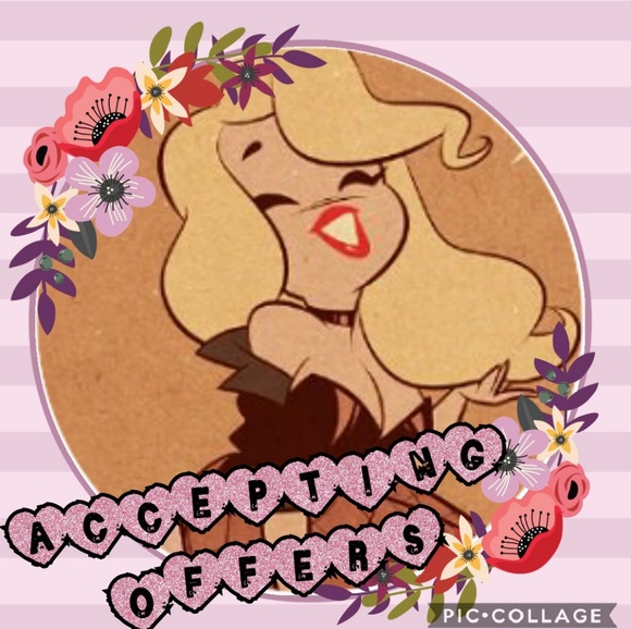 Plus size - Picture 1 of 1